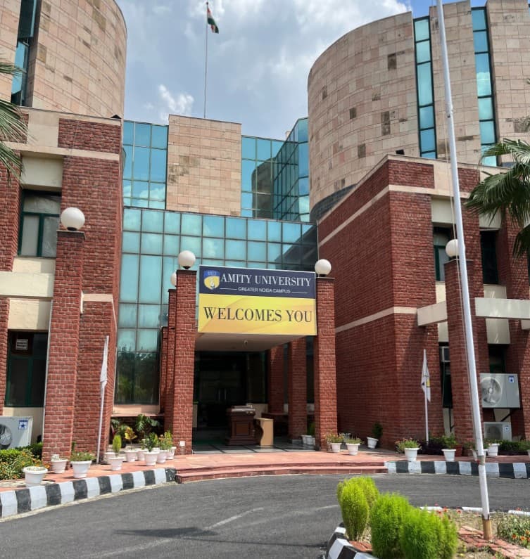 Amity University Greater Noida Academic photo 3